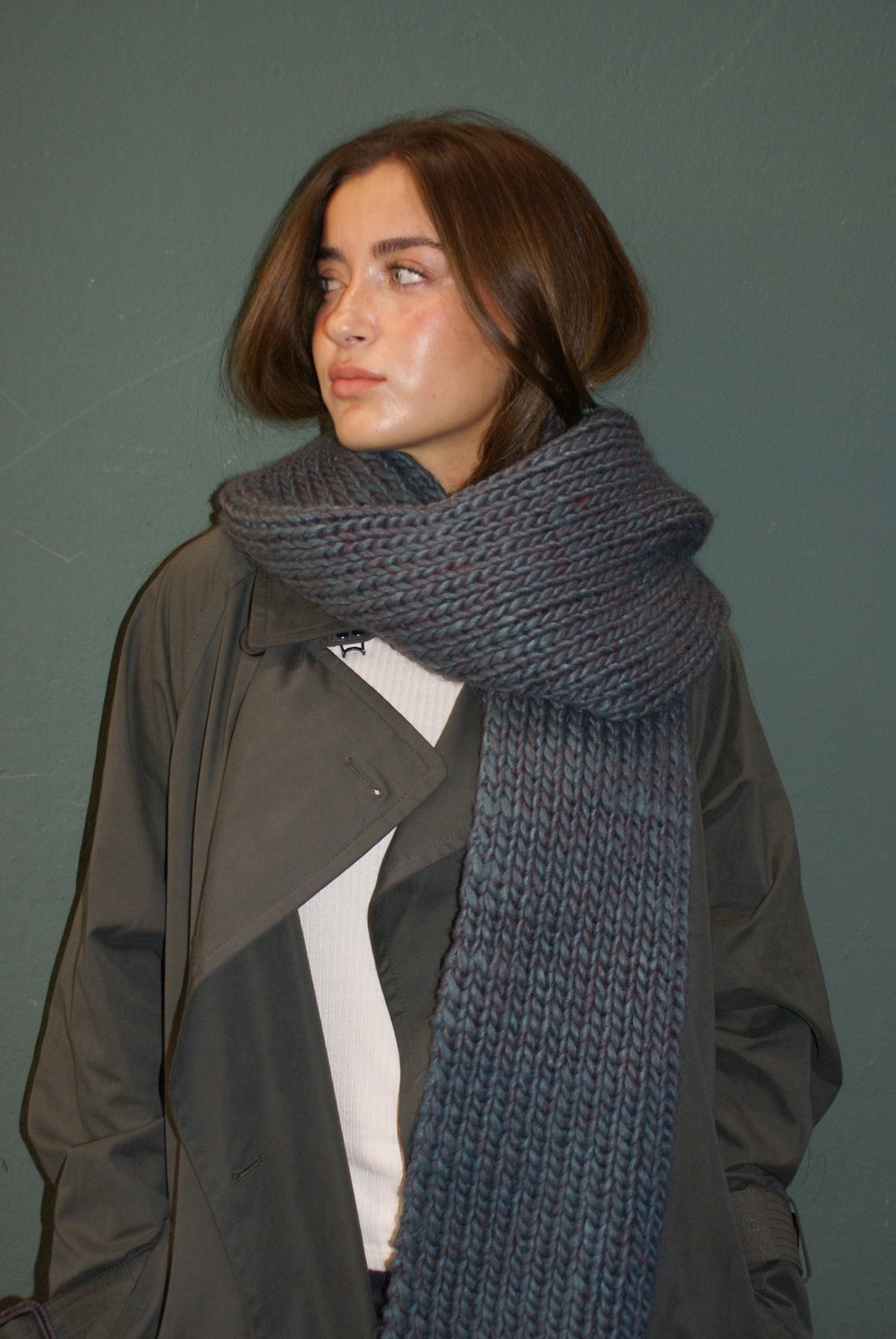 ALPINE HUG SCARF