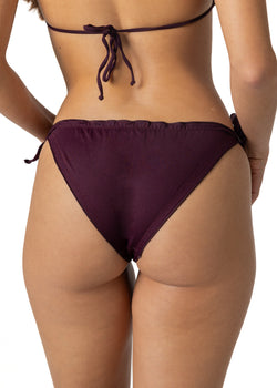 Bottom Tie-side Brave