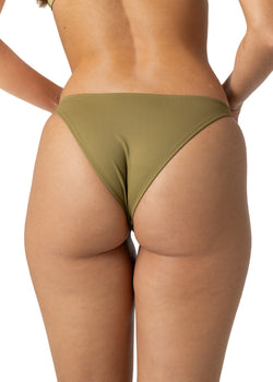 Cheeky Bottom Romantic